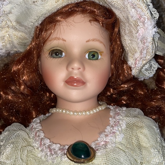 Porcelain Doll - Picture 13 of 13
